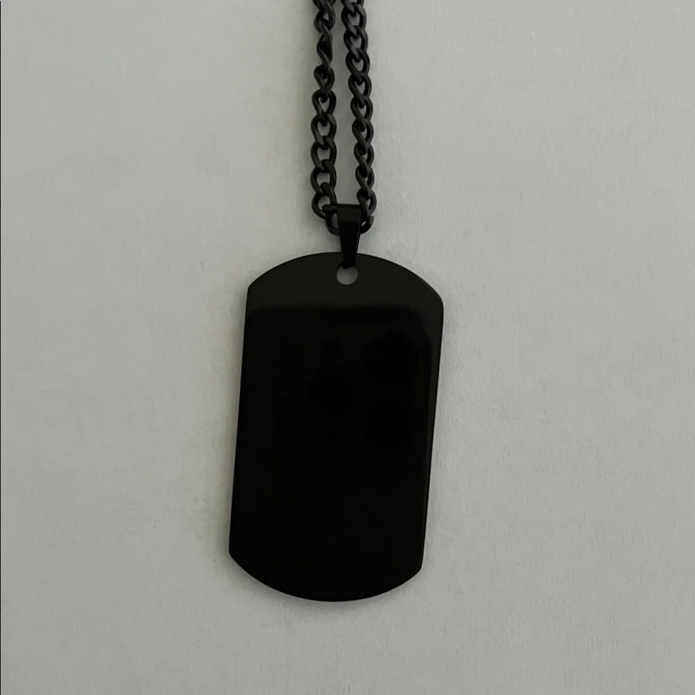 BLACK ENGRAVED “SON” DOG TAG NECKLACE
BRAND NEW IN BOX
💎GREAT HOLIDAY GIFT💎 - Picture 5 of 8